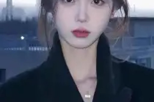 模特张曦雯脚踩高跟筒靴写真这腿真是极品霸气十足的御姐